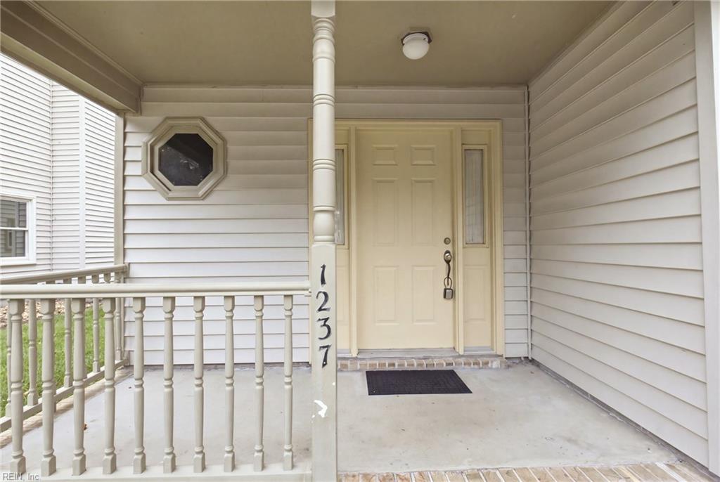 1237 Eagle Way Property Photo 2