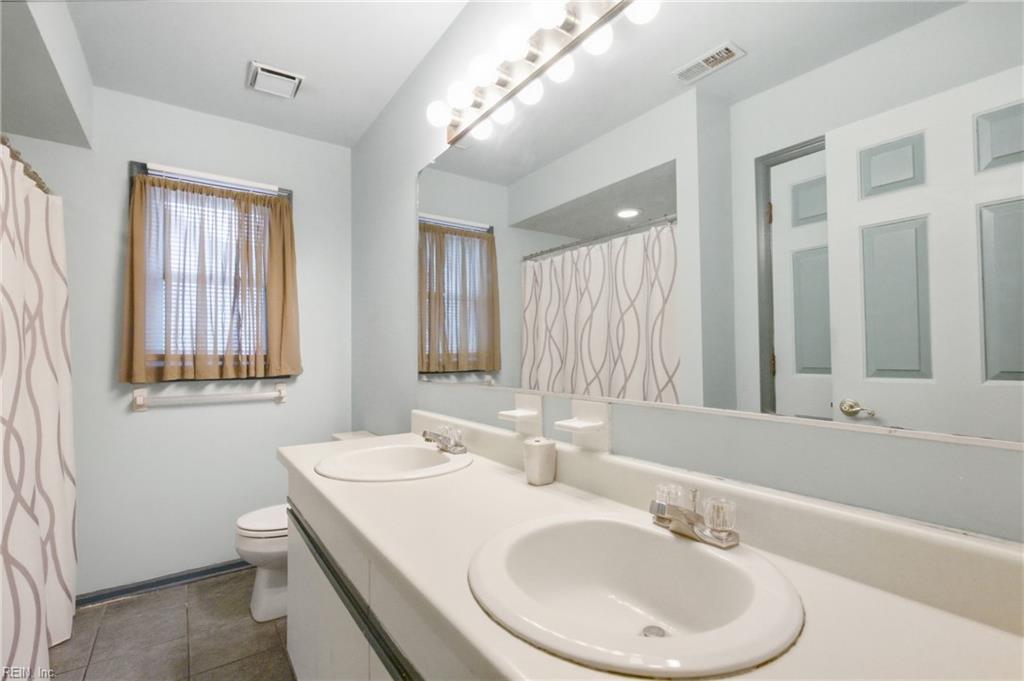 1237 Eagle Way Property Photo 32