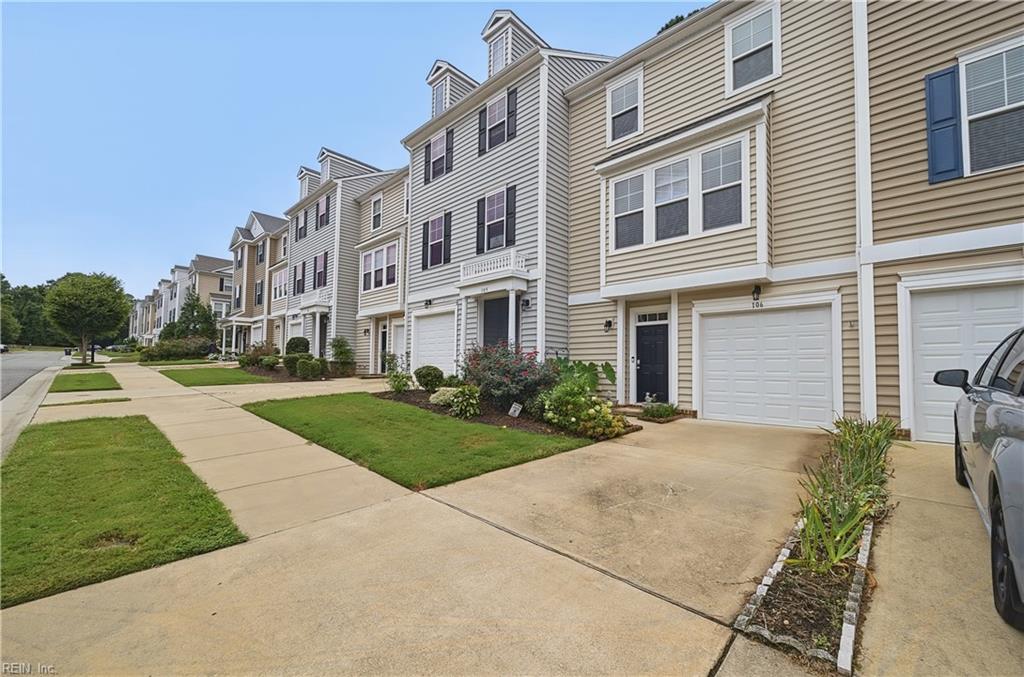 105 Prosperity Ct Property Photo 3