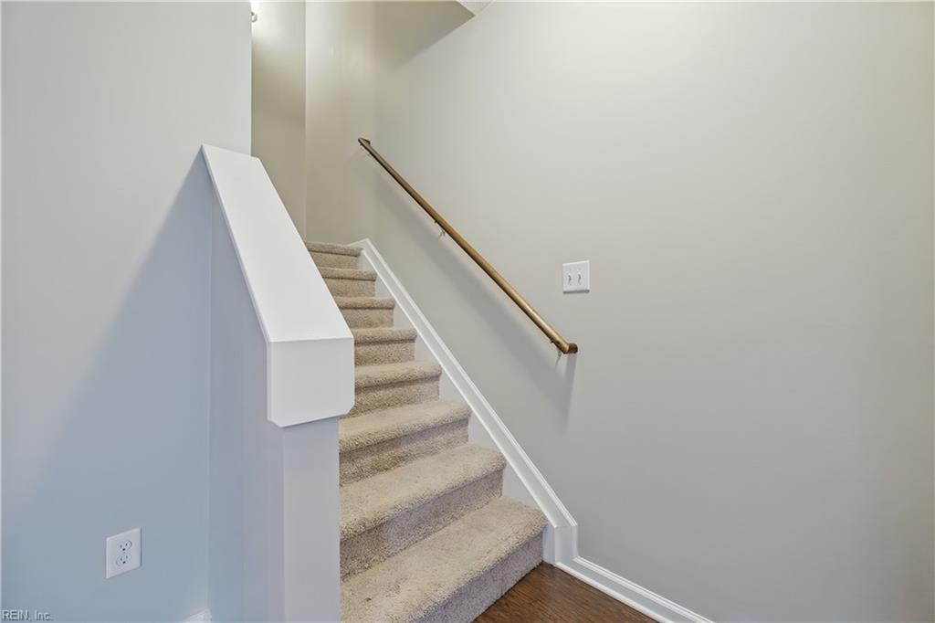 105 Prosperity Ct Property Photo 7