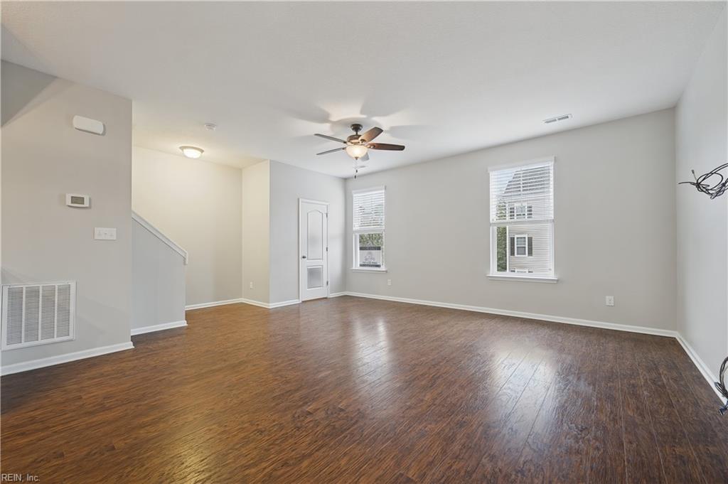 105 Prosperity Ct Property Photo 10