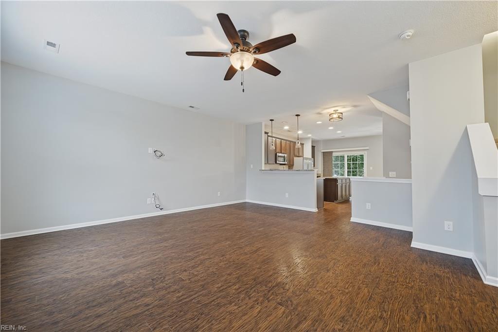105 Prosperity Ct Property Photo 11