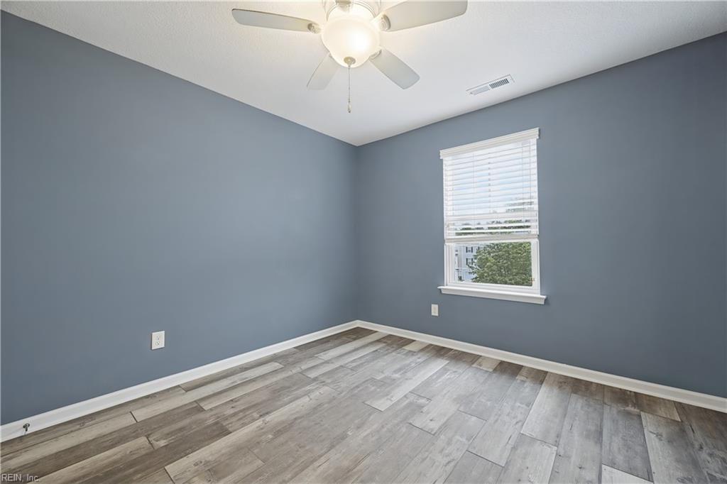 105 Prosperity Ct Property Photo 28