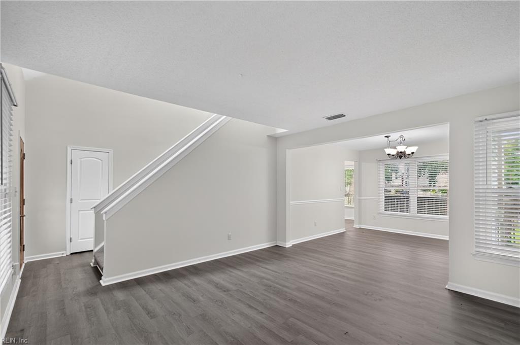 431 Warner Hall Pl Property Photo 11
