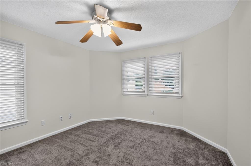 431 Warner Hall Pl Property Photo 17