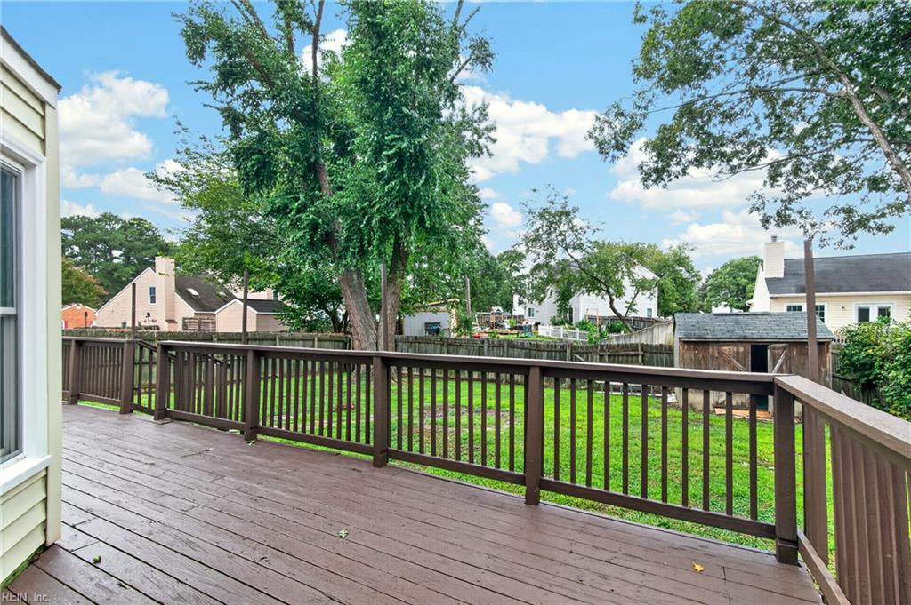 431 Warner Hall Pl Property Photo 24