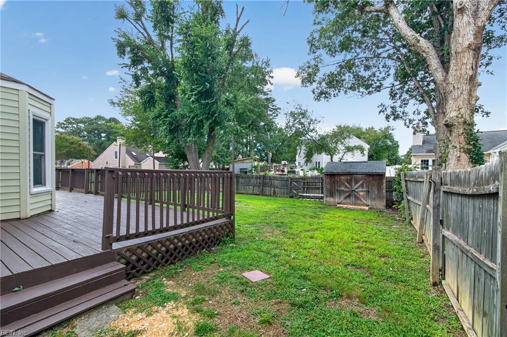 431 Warner Hall Pl Property Photo 27