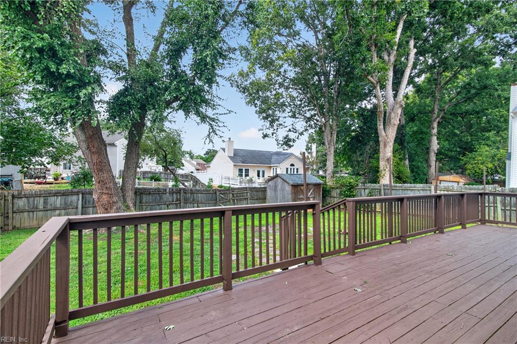 431 Warner Hall Pl Property Photo 29