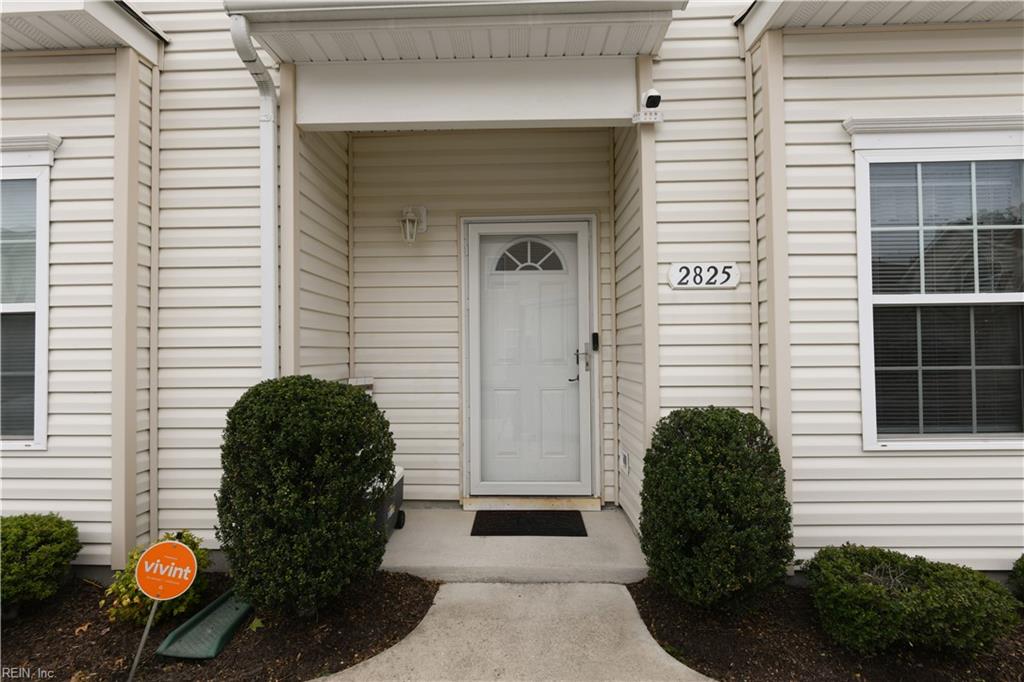 2825 Estella Way Property Photo 3