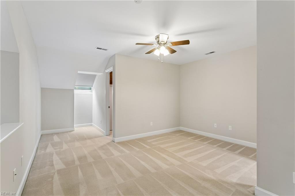 119 Harrops Gln Property Photo 32