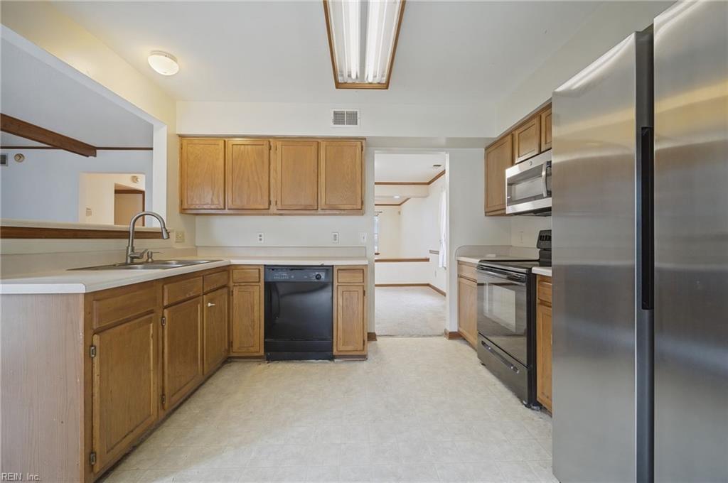 1808 Clifton Bridge Dr Property Photo 11
