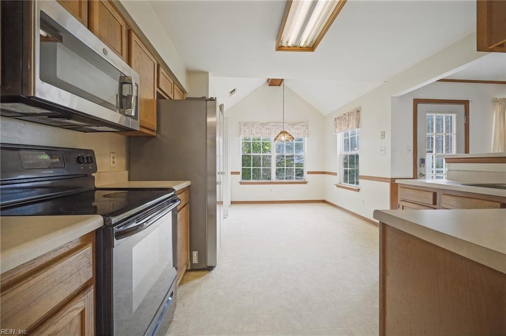 1808 Clifton Bridge Dr Property Photo 12