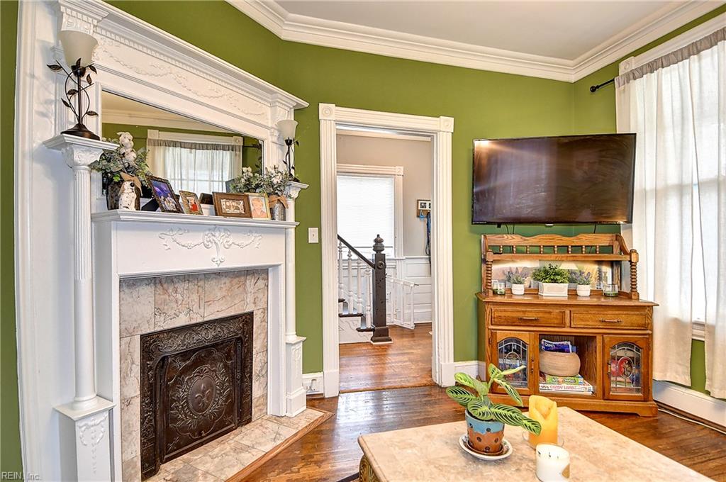 138 Linden Ave Property Photo 9