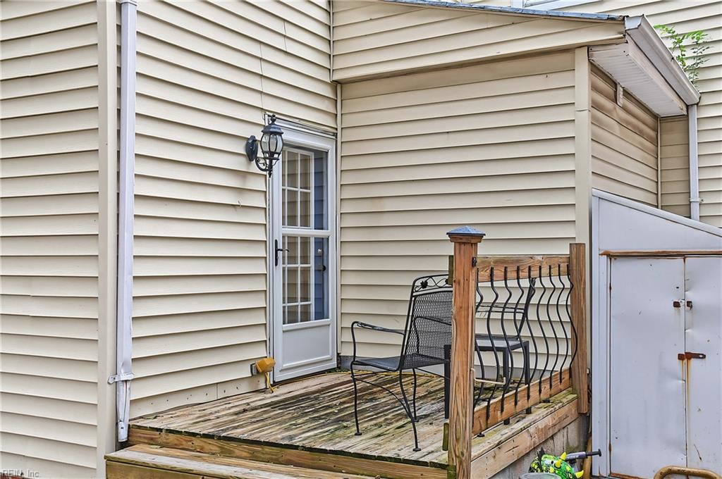 138 Linden Ave Property Photo 38