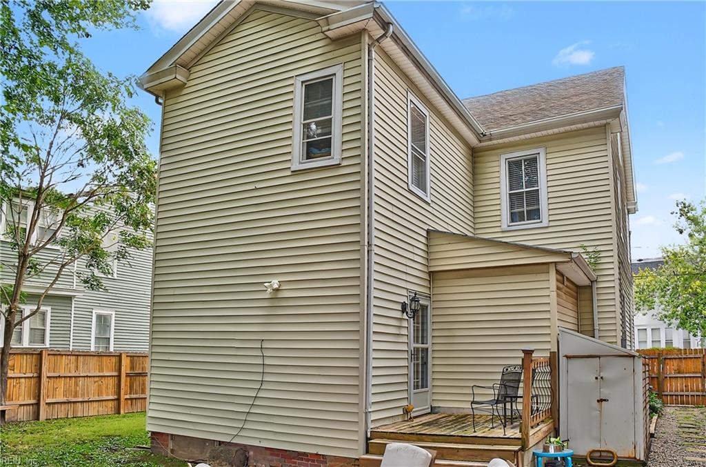 138 Linden Ave Property Photo 44