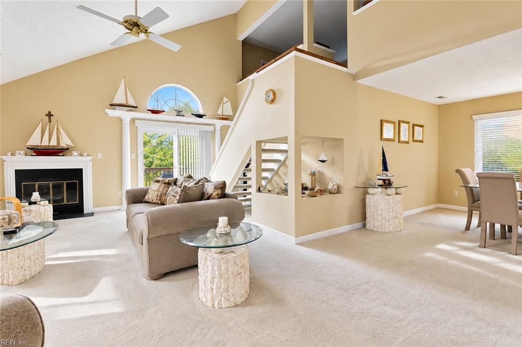 3245 Barberry Ln Property Photo 14