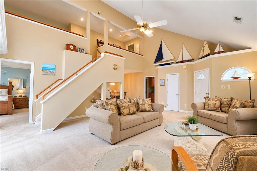 3245 Barberry Ln Property Photo 15