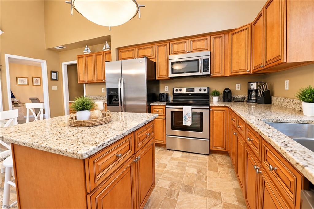 3245 Barberry Ln Property Photo 22