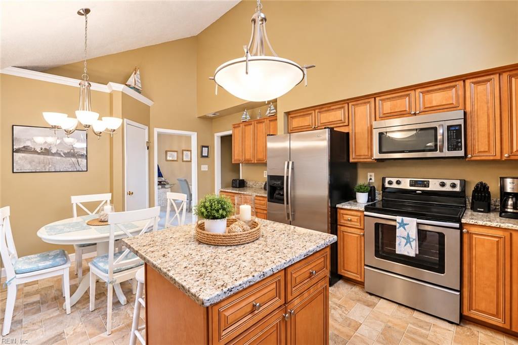 3245 Barberry Ln Property Photo 23