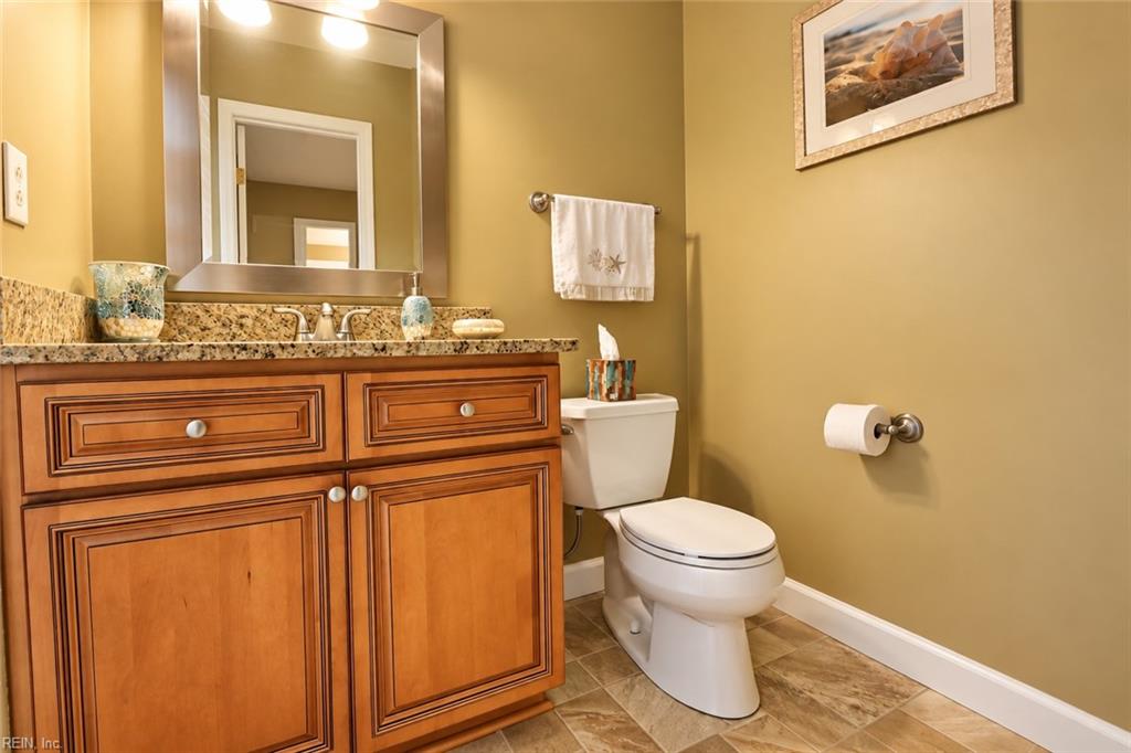 3245 Barberry Ln Property Photo 24