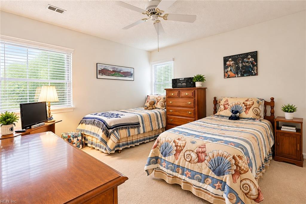 3245 Barberry Ln Property Photo 32