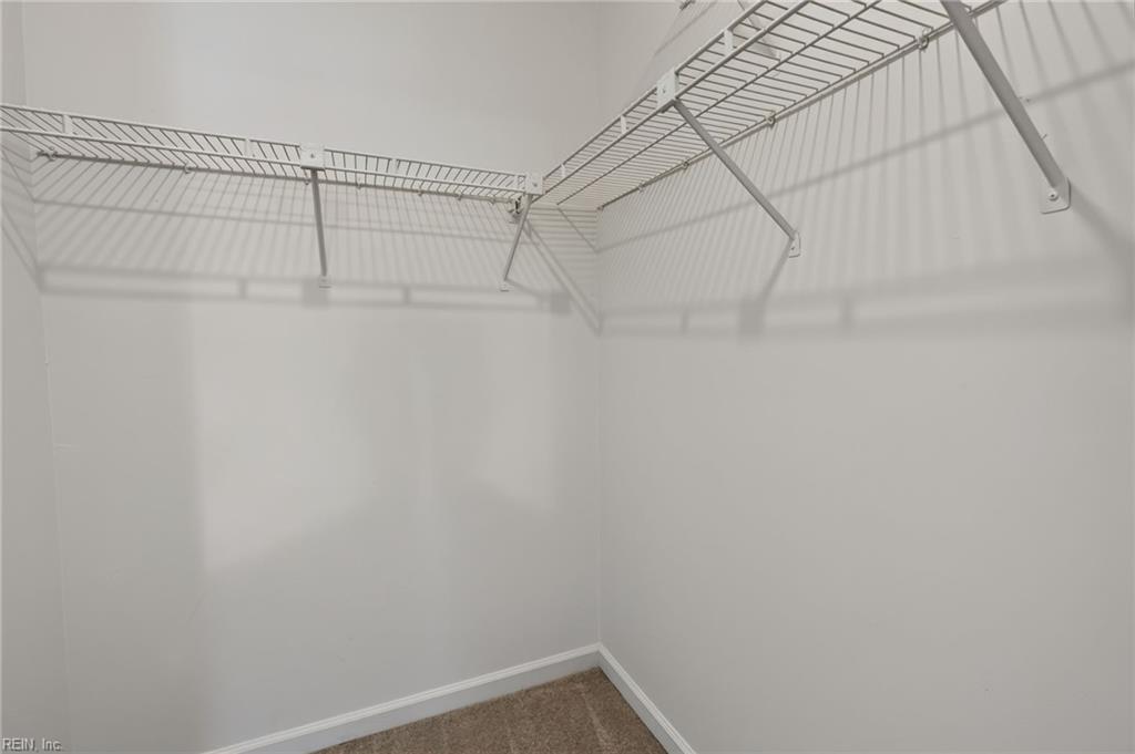 5504 Landings Crst Property Photo 22