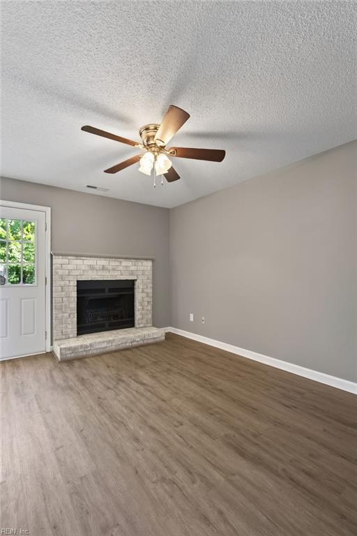 5504 Landings Crst Property Photo 28