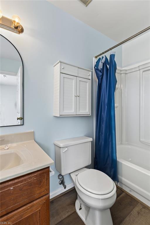 5504 Landings Crst Property Photo 31