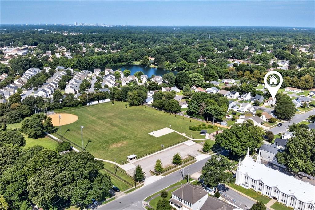 5504 Landings Crst Property Photo 39