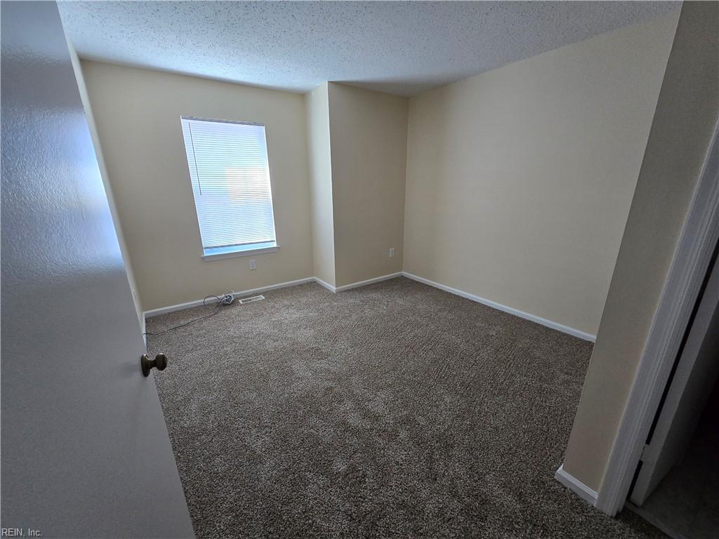 4638 Genoa Cir Property Photo 7