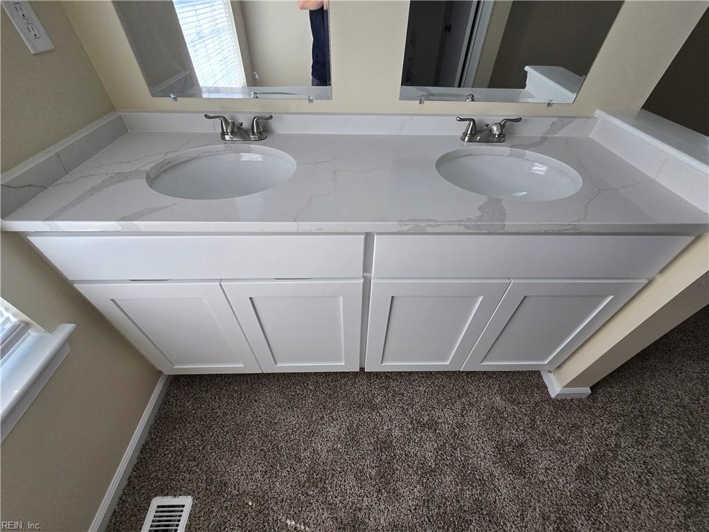 4638 Genoa Cir Property Photo 12