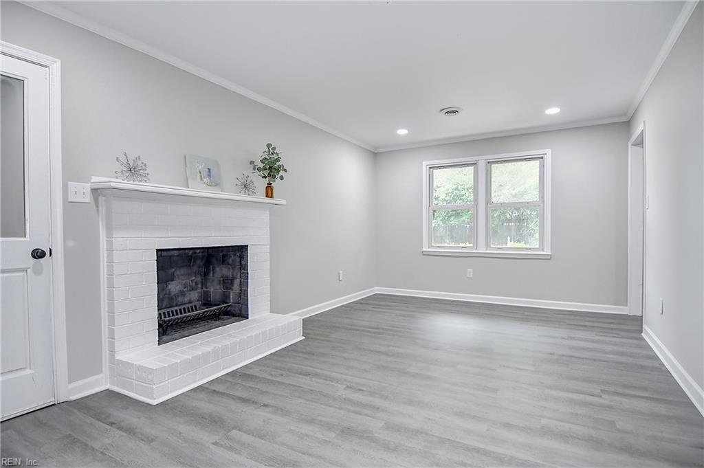 700 Hemlock Cres Property Photo 13