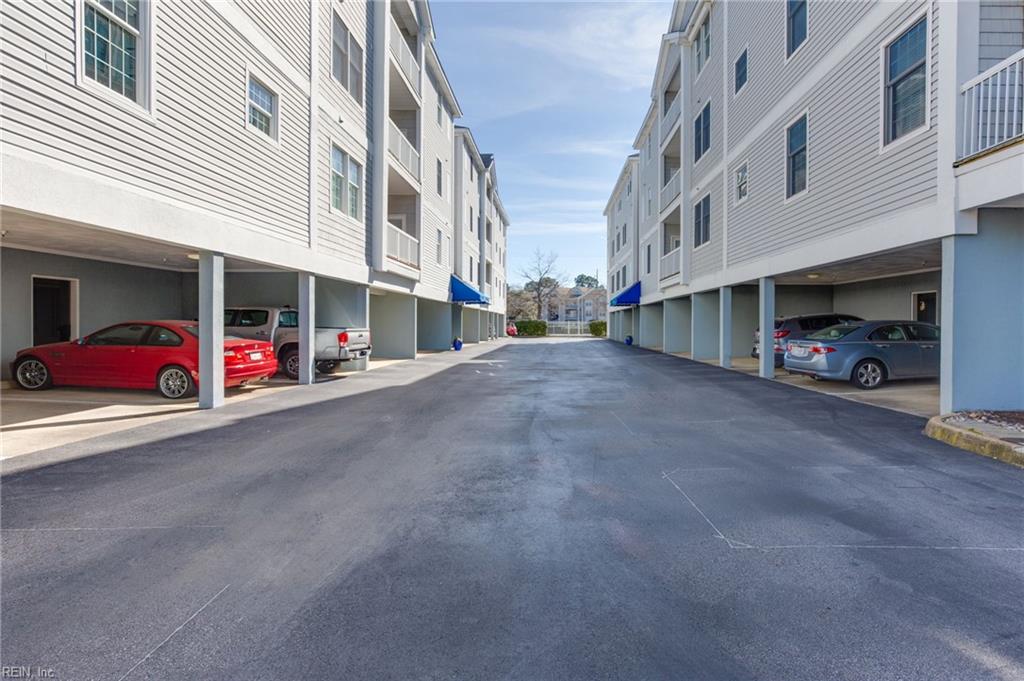 2300 Page Harbor Lndg Property Photo 4