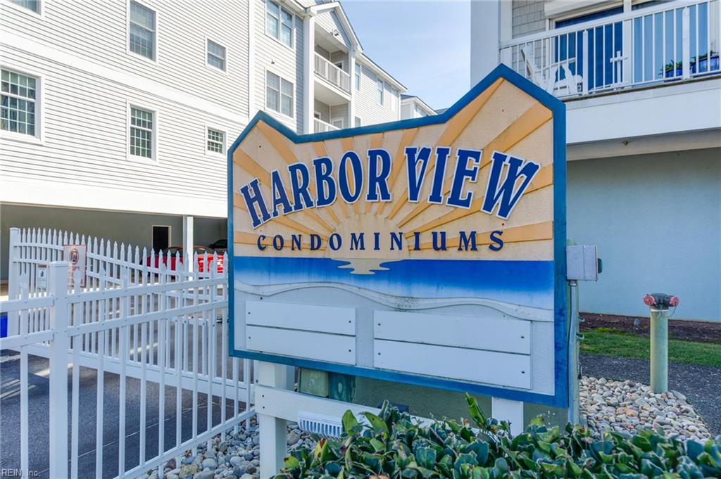 2300 Page Harbor Lndg Property Photo 6