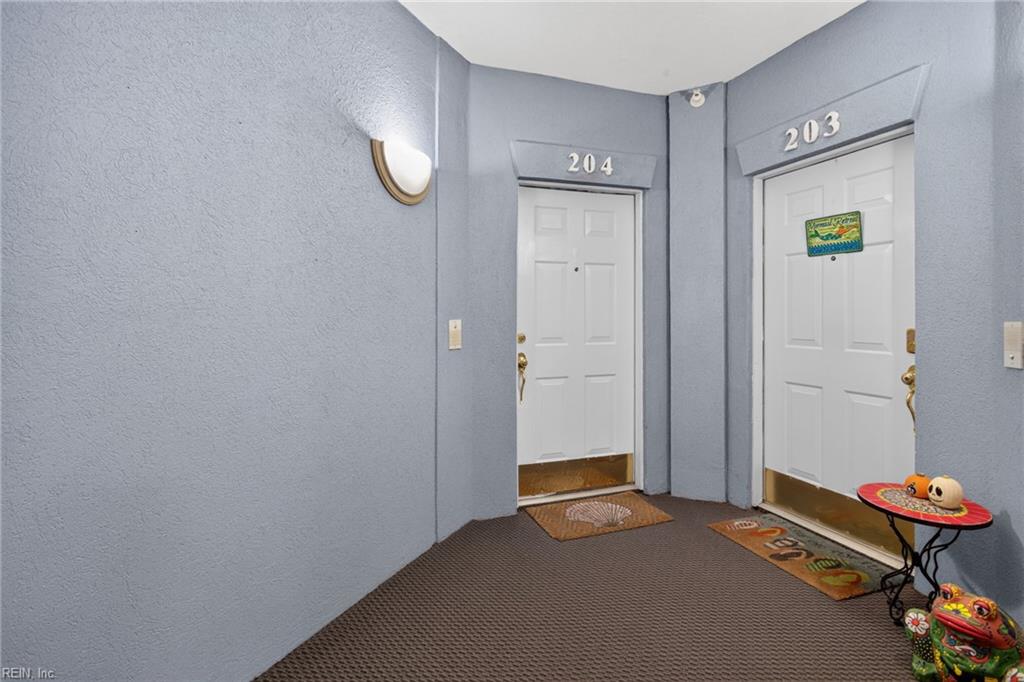 2300 Page Harbor Lndg Property Photo 7
