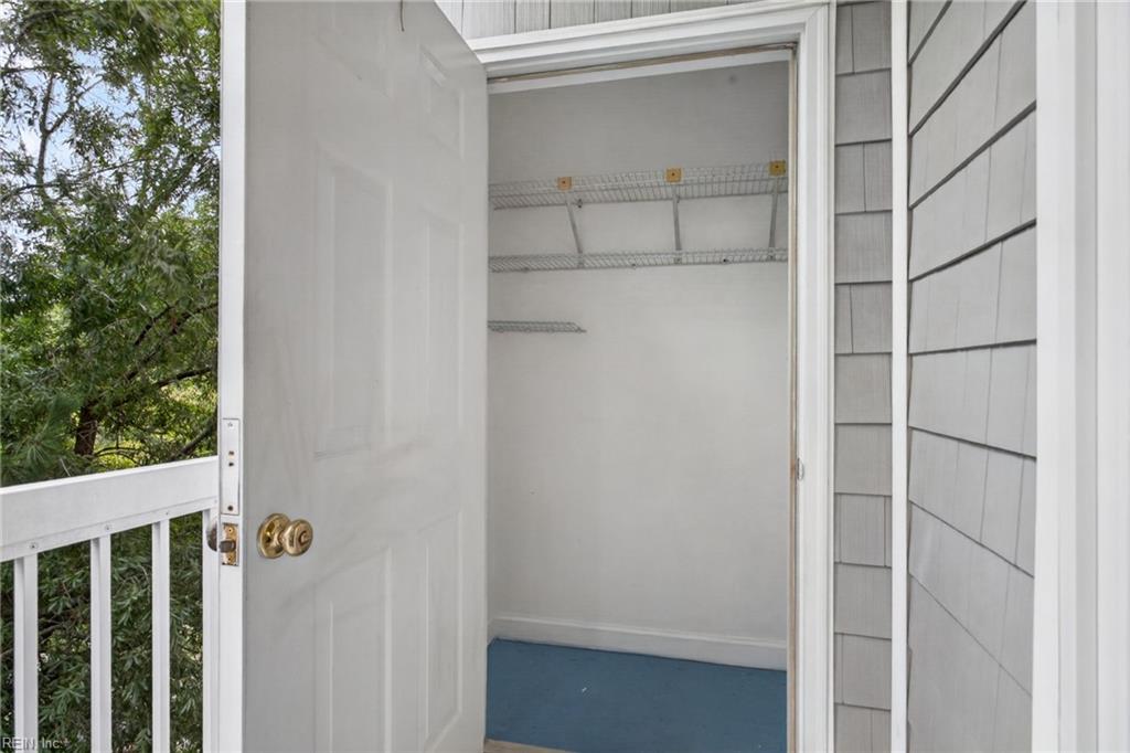 2300 Page Harbor Lndg Property Photo 38