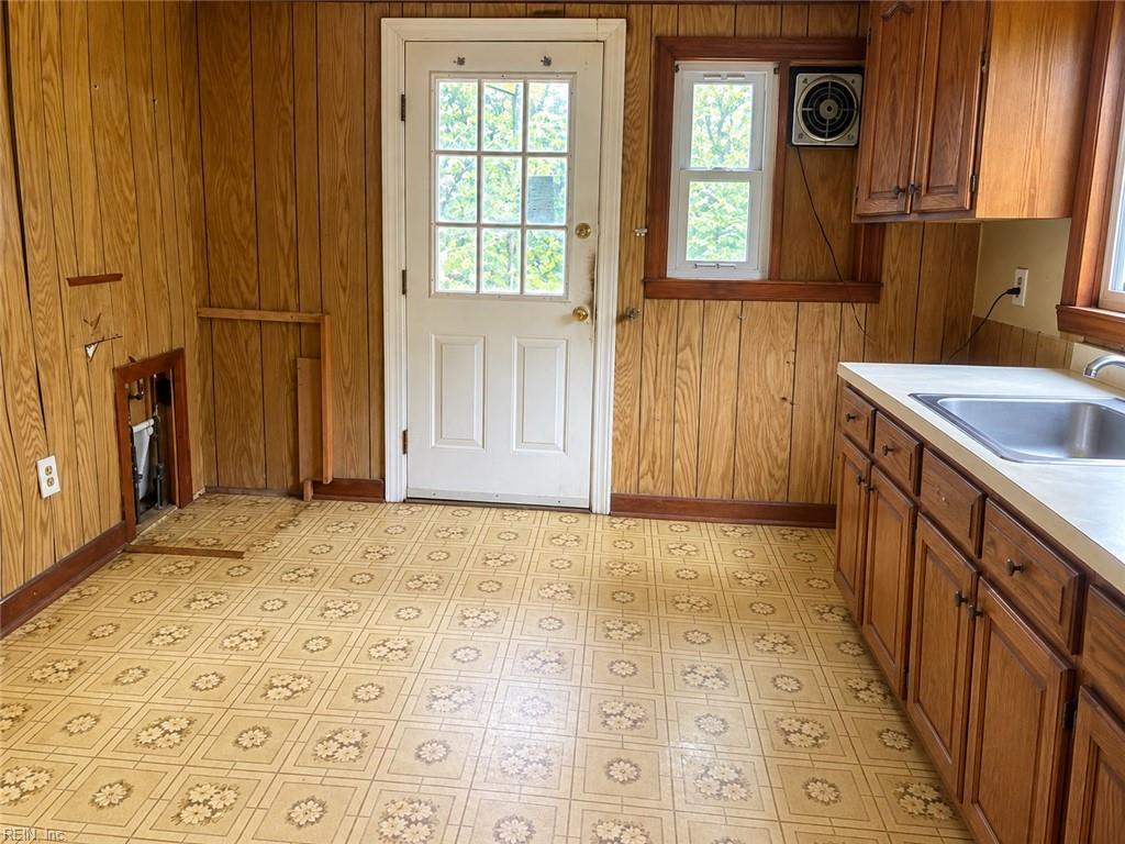 847 Gayles Rd Property Photo 4