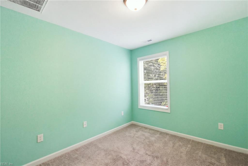 713 Hemlock Ave Property Photo 16
