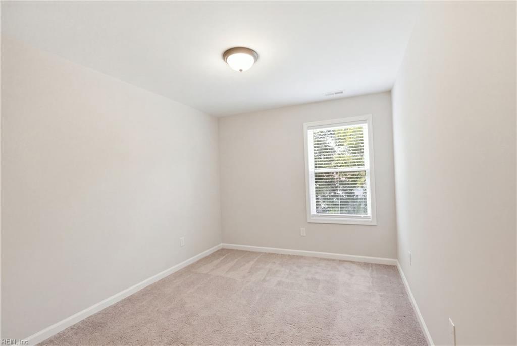 713 Hemlock Ave Property Photo 18