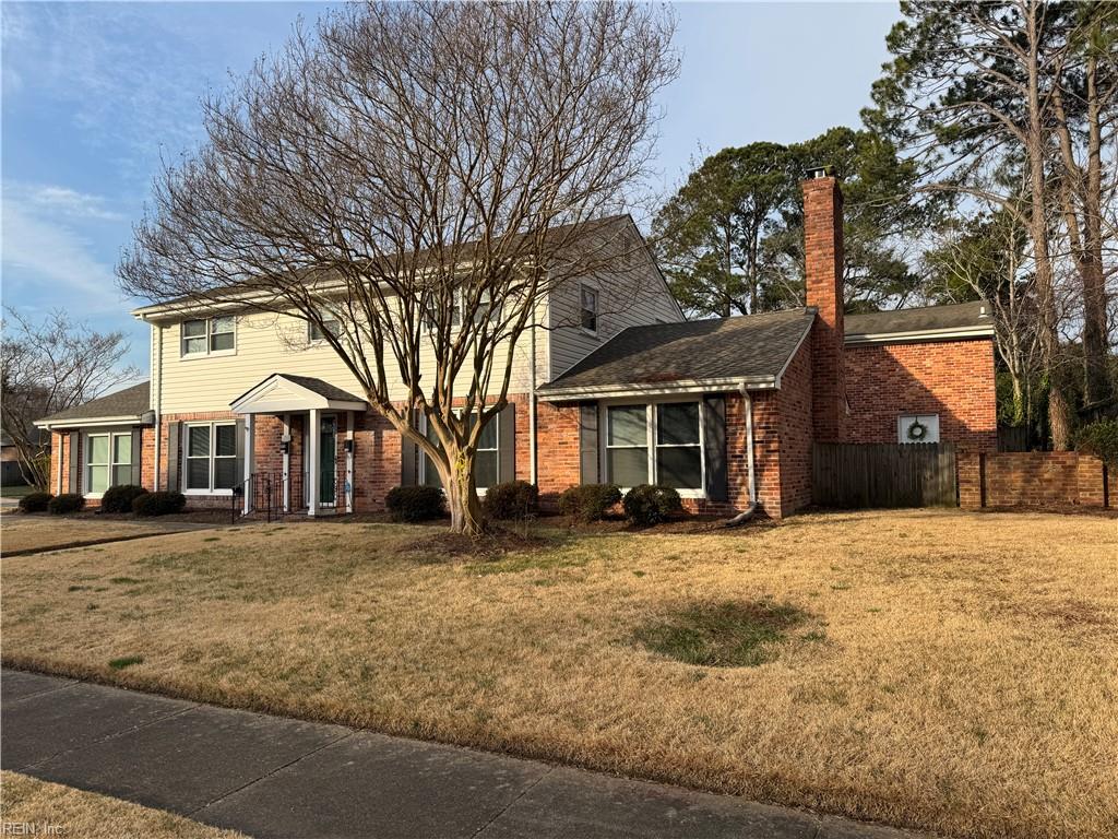 2026 Meadow Lake Ct Property Photo 2
