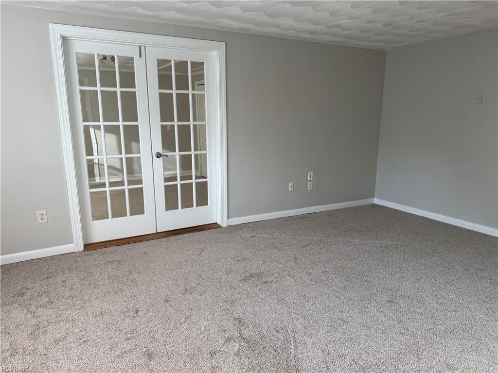2026 Meadow Lake Ct Property Photo 13