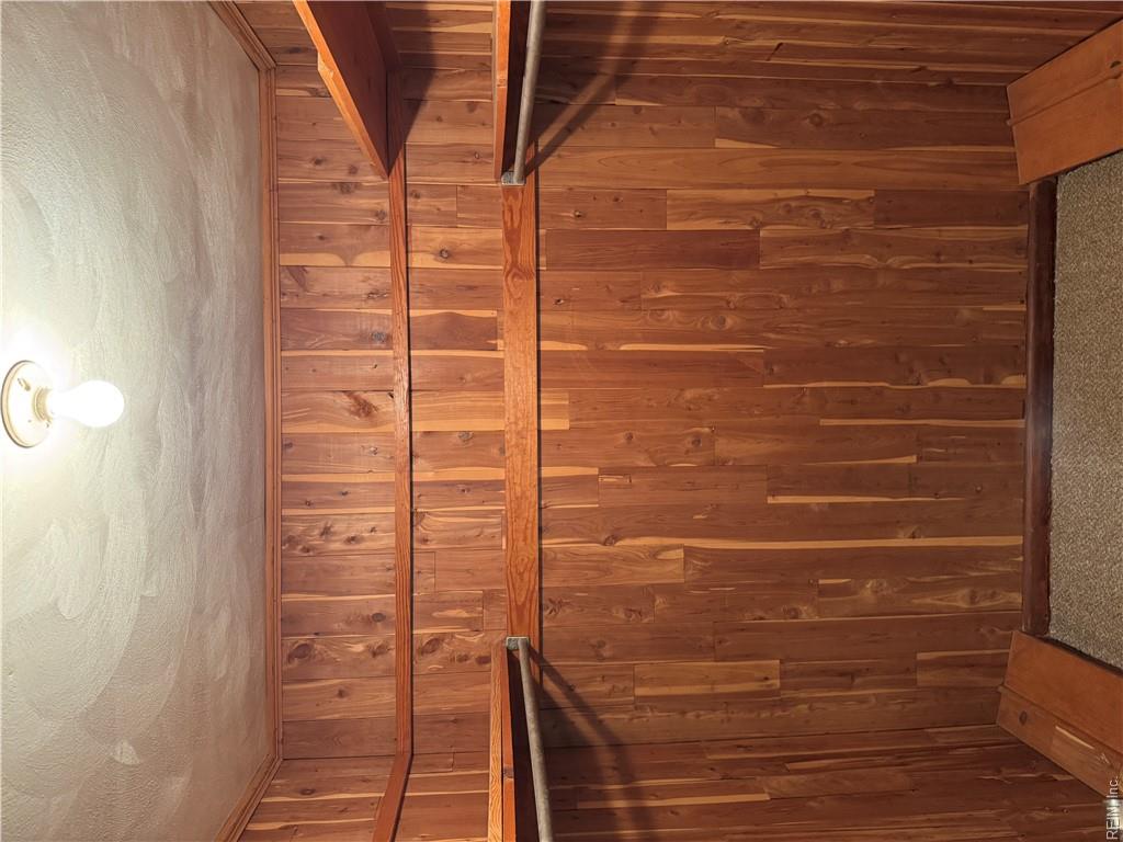 2026 Meadow Lake Ct Property Photo 25