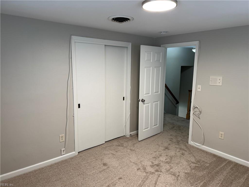 2026 Meadow Lake Ct Property Photo 27