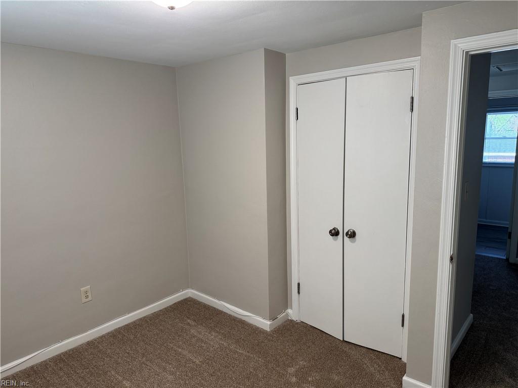 2026 Meadow Lake Ct Property Photo 31
