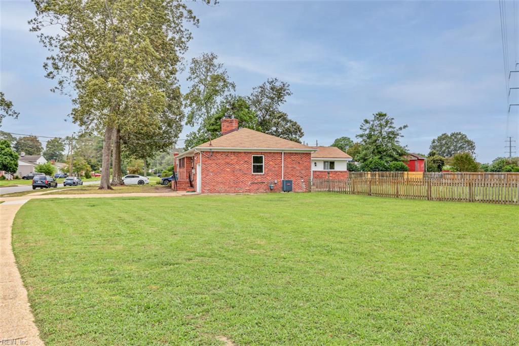 7825 Walters Dr Property Photo 3