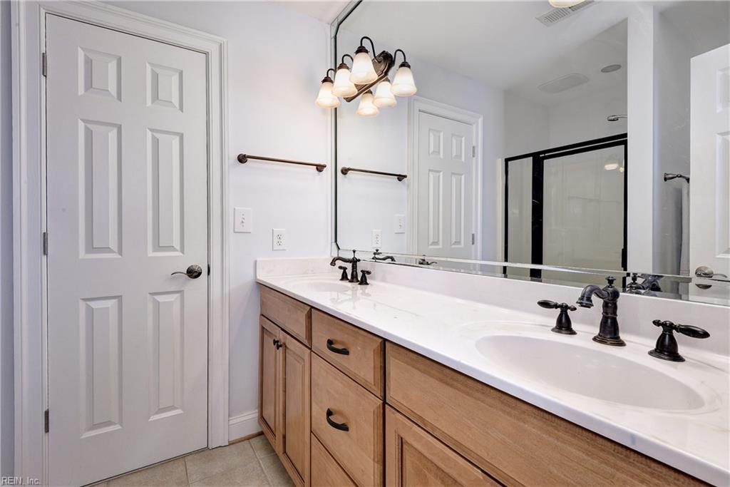 102 Ascot Property Photo 28