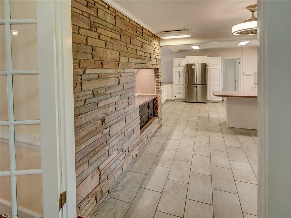 101 Stadium Dr Property Photo 5