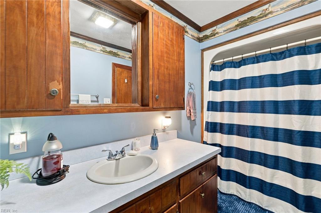407 Driftwood Dr Property Photo 22