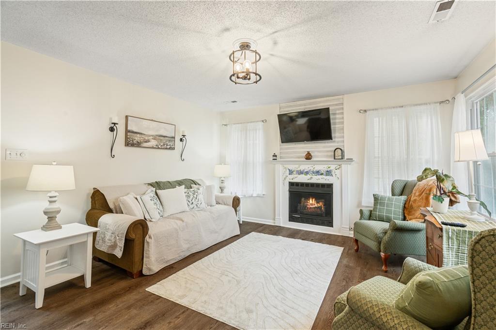 841 Woodstream Way Property Photo 27
