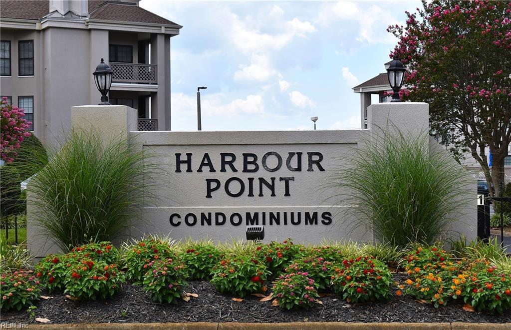 401 Harbour PT Property Photo 1